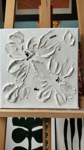 Textured Lily Black &White Modern Abstract oil Painting On Canvas 30x30cm In Oka