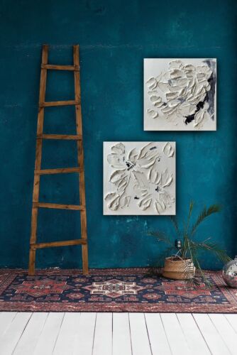 Textured Lily Black &White Modern Abstract oil Painting On Canvas 30x30cm In Oka